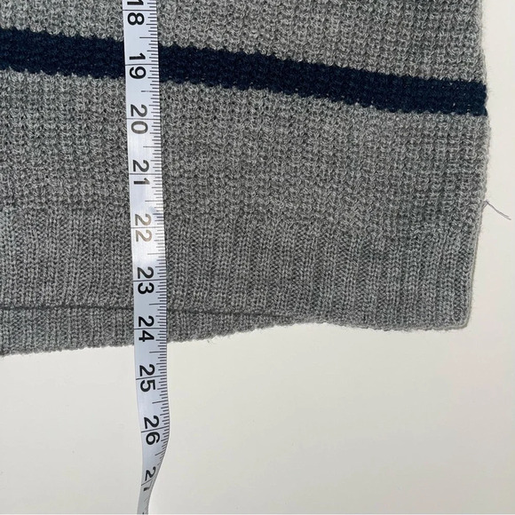 Maurices Heather Gray & Navy Blue Striped V-neck Knit Sweater Small Women’s - Picture 8 of 11